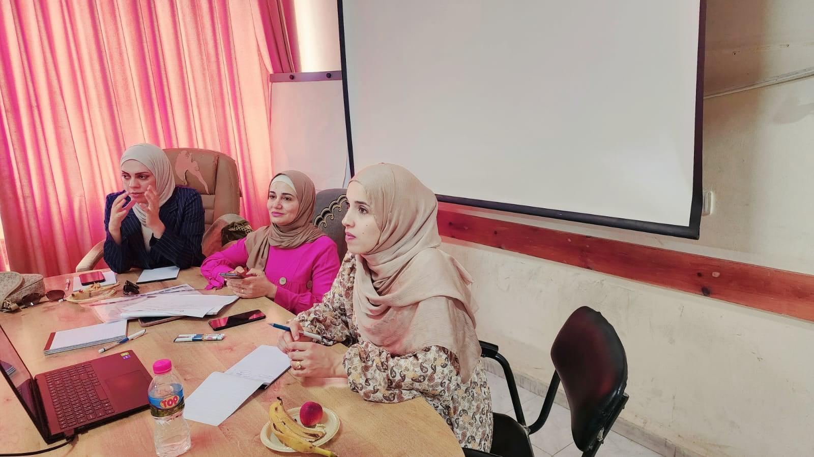 جلسة تدريب إدارة المشاريع الصغيرة 7