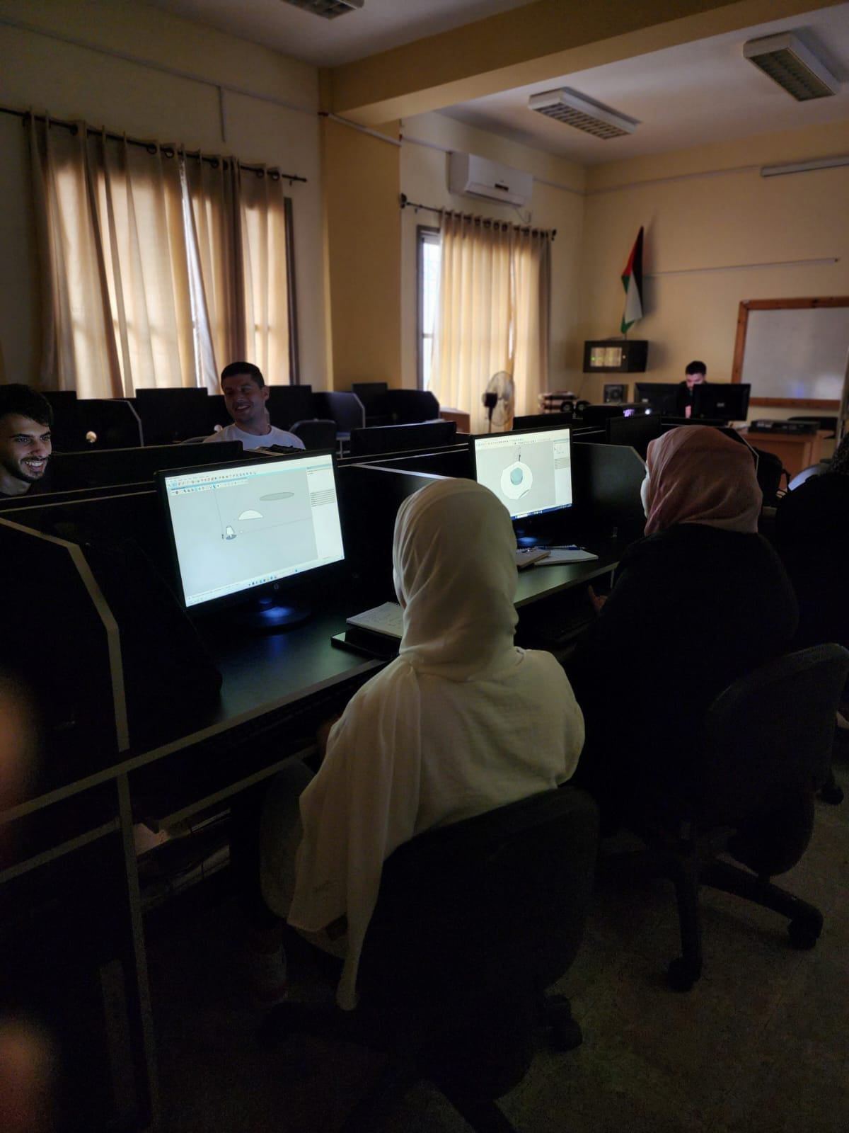 جلسة تدريب هندسة المناظر الطبيعية 10