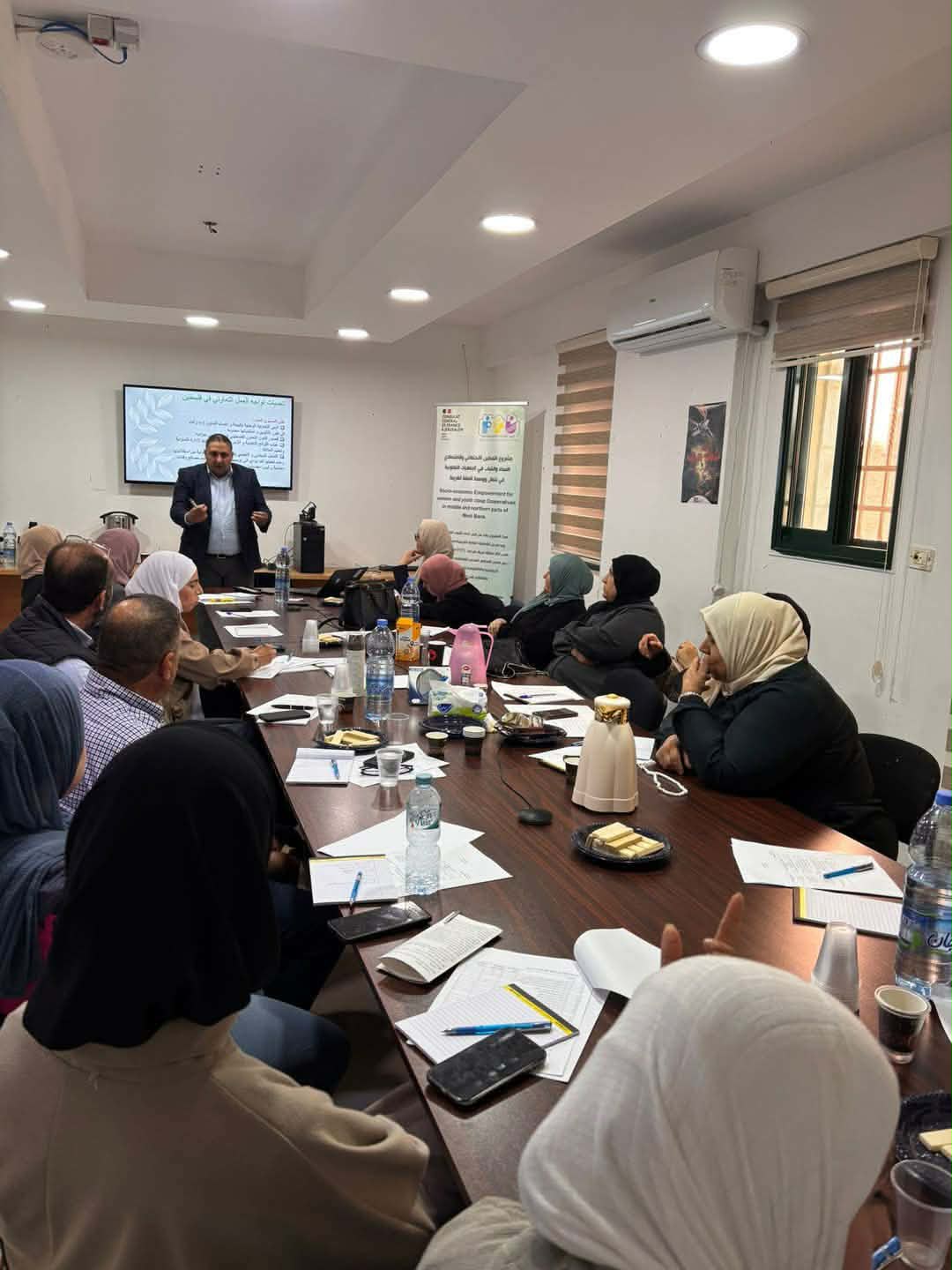 جلسة تدريب توليد أفكار المشاريع والبدء بالمشروع 4